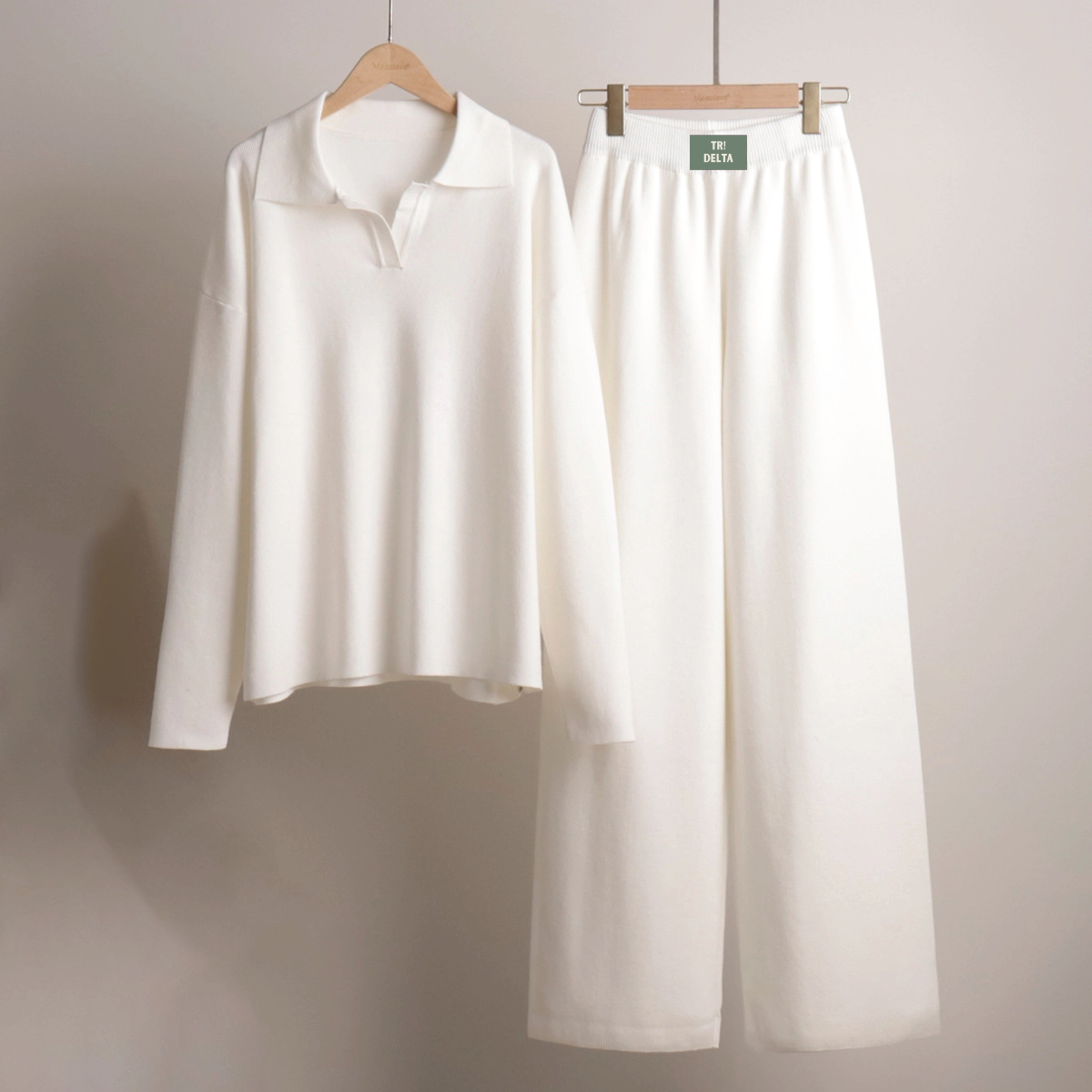 Delta Delta Delta White Sweater Lounge Set